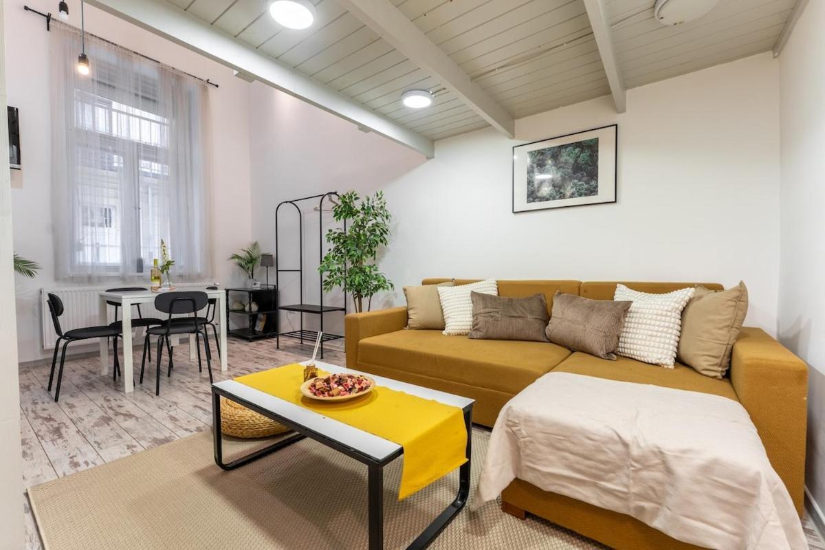 Elysian Estate Grt1 Budapest