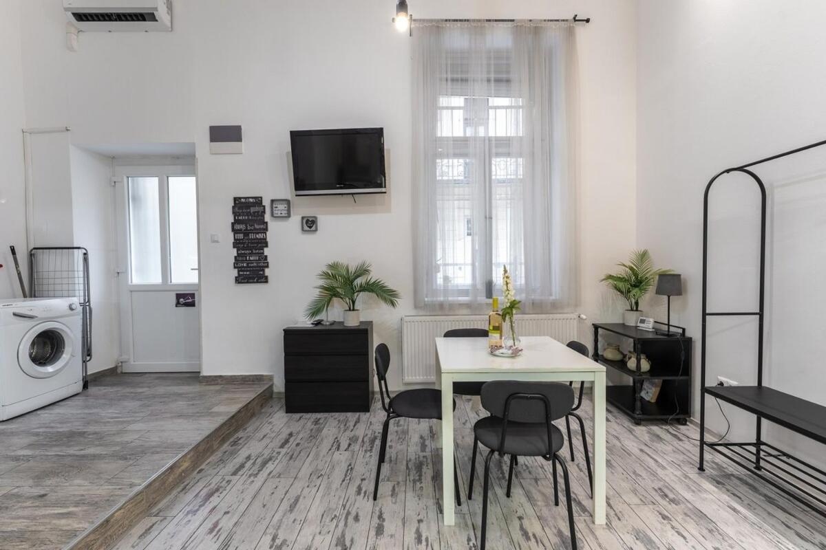 Elysian Estate Grt1 Budapest