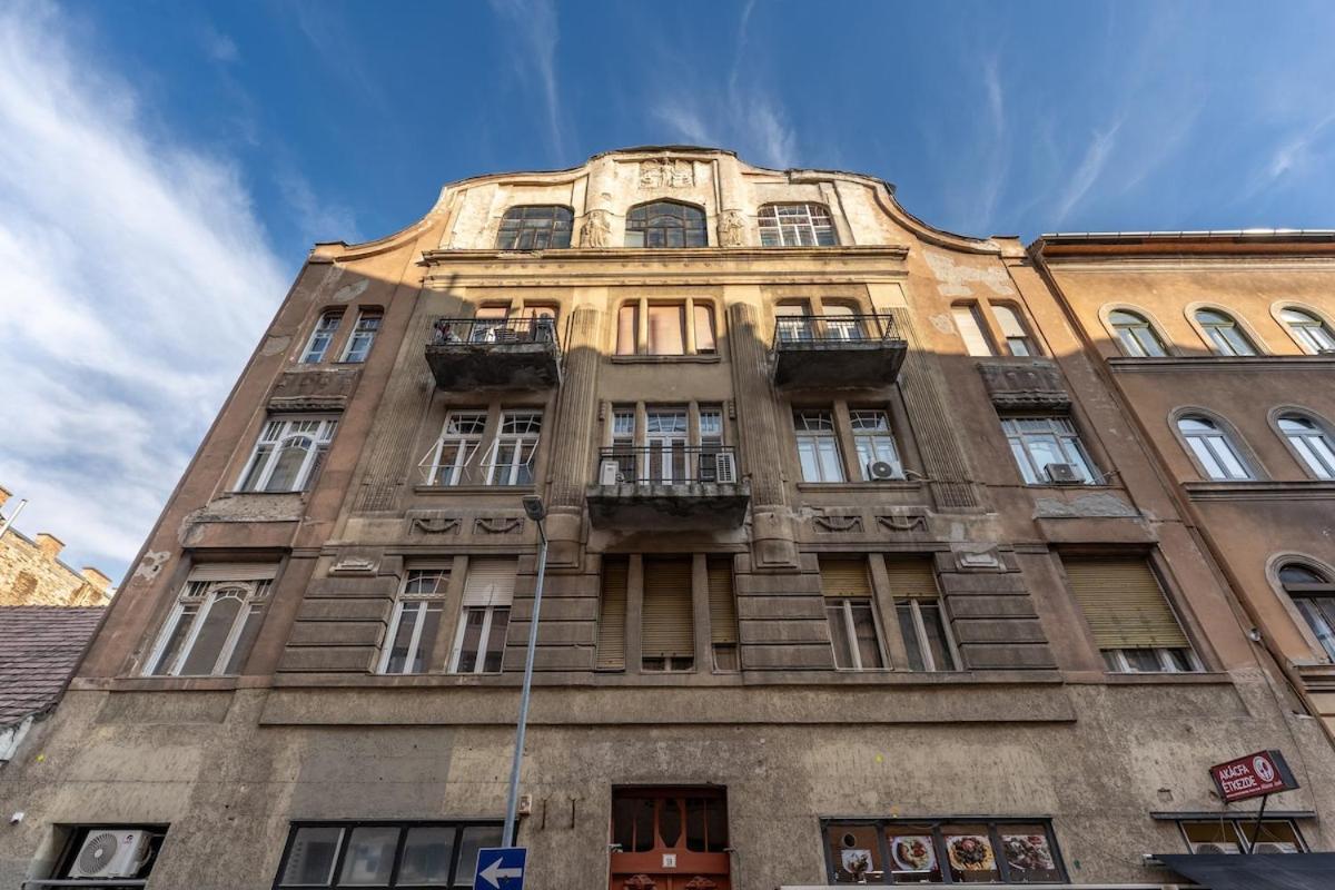 Elysian Estate Grt1 Apartment *